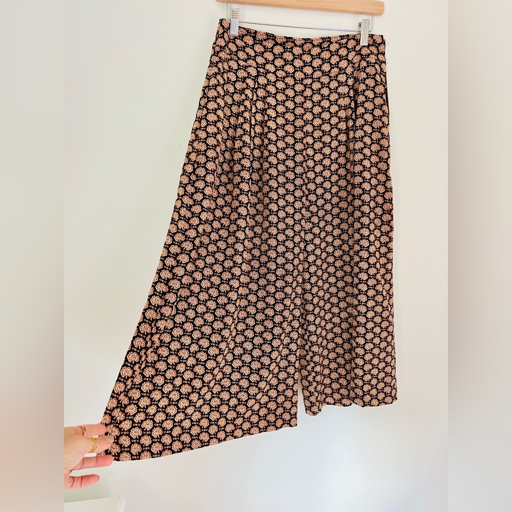 Anthropologie | Bishop and Young  | Wide Leg Cropped Print Pants